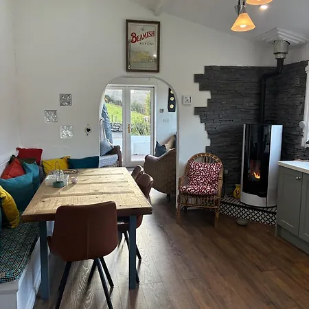 度假居 Shantalla West Cork With Hot Tub & Sauna *