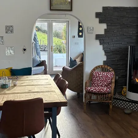 Shantalla West Cork With Hot Tub & Sauna *