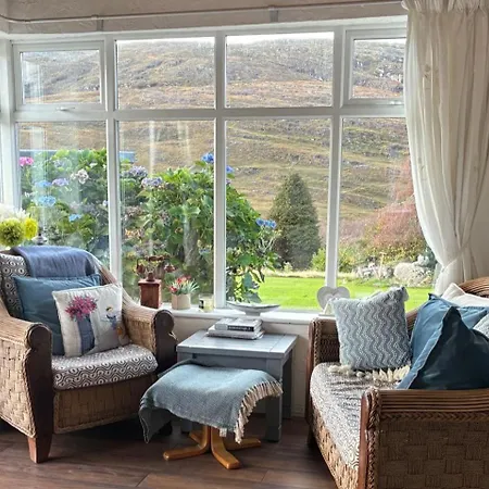 3 Bed - Sleeps 6 - Pet Friendly - Hot Tub - Sauna Σπίτι διακοπών *