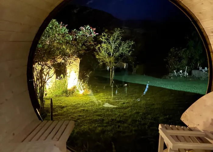 3 Bed - Sleeps 6 - Pet Friendly - Hot Tub - Sauna Bantry